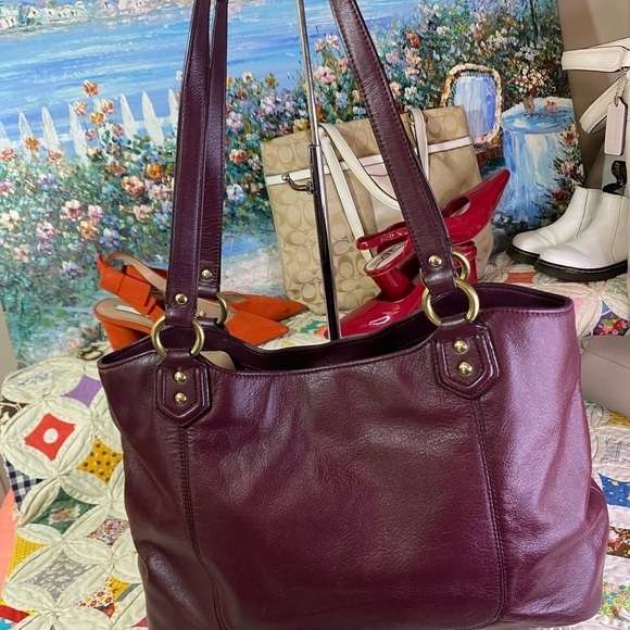 Coach Campbell Belle - Picture 2 of 12